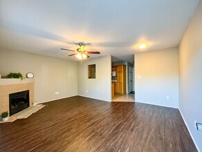 Lumberton on the Lake in Lumberton, TX - Building Photo - Building Photo