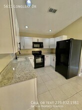 5611 Longleaf Dr in North Fort Myers, FL - Building Photo - Building Photo