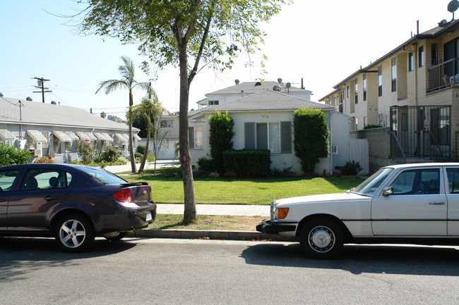 1454 Stanley Ave in Glendale, CA - Building Photo - Building Photo