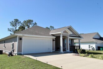 2662 Saltgrass Wy in Crestview, FL - Building Photo - Building Photo