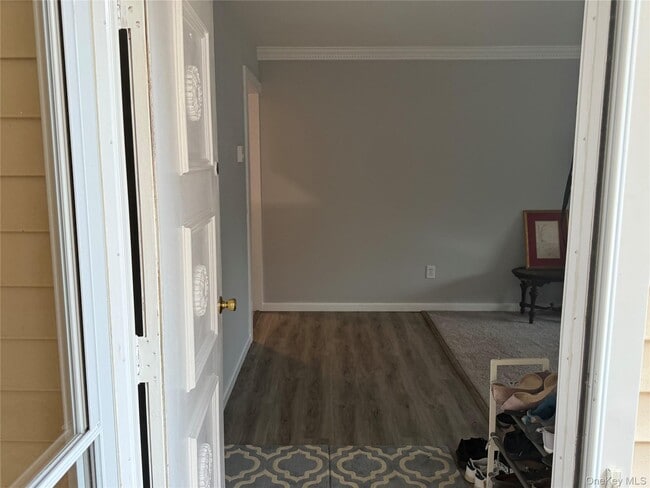 608 Fox Run Ln in Patterson, NY - Building Photo - Building Photo