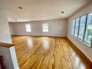 1208 44th St, Unit 2 in North Bergen, NJ - Building Photo - Building Photo
