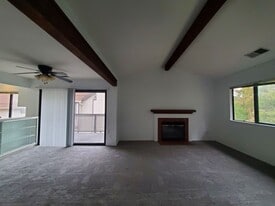 1755 Novato Blvd in Novato, CA - Building Photo