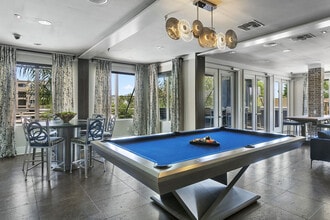 Luxe Scottsdale in Scottsdale, AZ - Building Photo - Building Photo