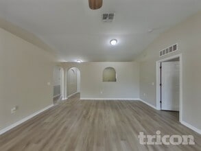 339 Squires Grove Dr in Winter Haven, FL - Foto de edificio - Building Photo