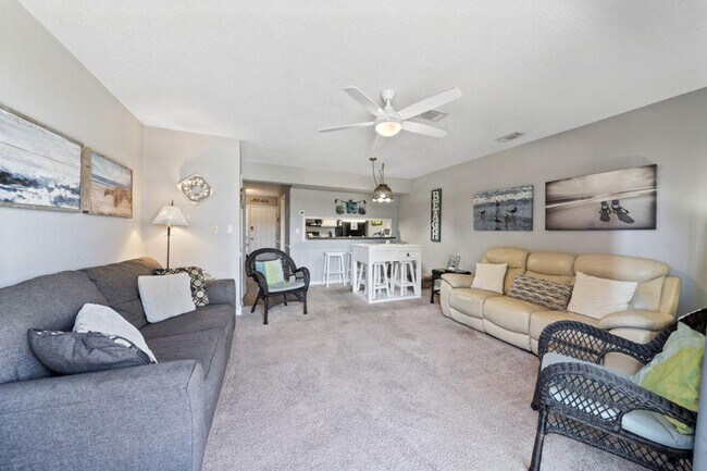 344 E Beach Blvd in Gulf Shores, AL - Building Photo - Building Photo