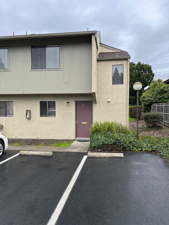 3140 Alicita Ct, Unit C in San Luis Obispo, CA - Building Photo
