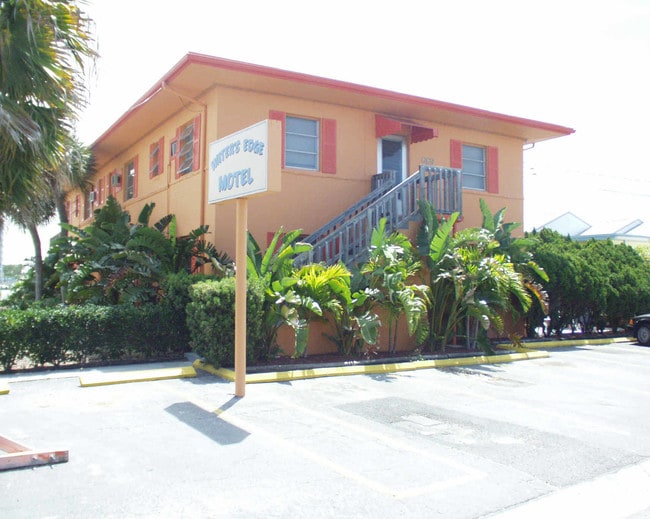 Waters Edge Apartments