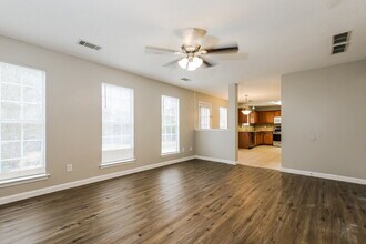 5501 Vanity Joys Ln in Ellenwood, GA - Building Photo - Building Photo