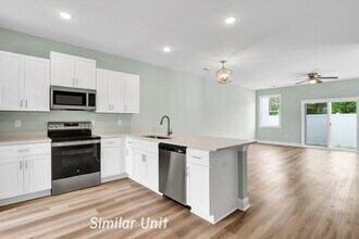 303 Starfish Ln in Sneads Ferry, NC - Building Photo - Building Photo