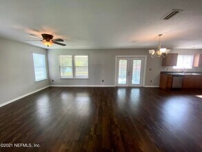 7147 Newman Lake Ct in Jacksonville, FL - Building Photo - Building Photo