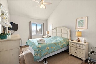 1908 Hwy 17 S in North Myrtle Beach, SC - Foto de edificio - Building Photo