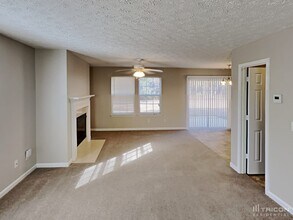 4586 Darrowby Dr in Powder Springs, GA - Building Photo - Building Photo