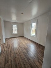 1007 Burtner Rd in Natrona Heights, PA - Building Photo - Building Photo