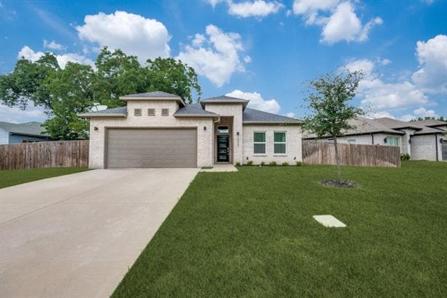 property at 5567 Butternut St