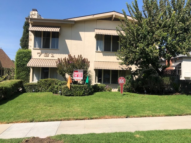 731 E Palm Ave in Burbank, CA - Foto de edificio - Building Photo