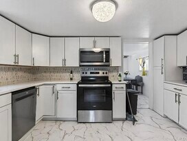 307 E Oak St in Lafayette, CO - Building Photo