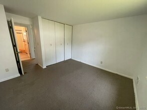 128 Park St in Manchester, CT - Building Photo - Building Photo