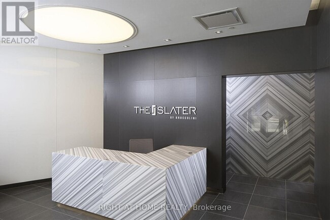199 Slater St. in Ottawa, ON - Building Photo - Building Photo