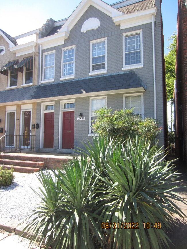 2411 W Main St, Unit Upper