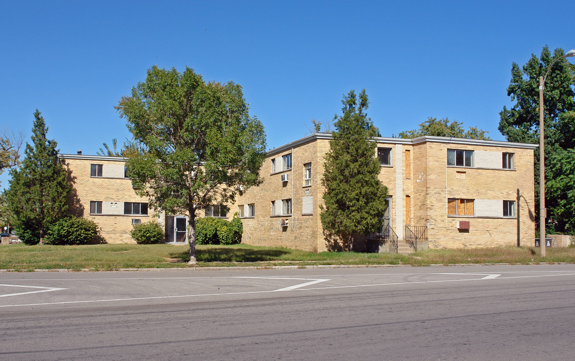 3021 Pestalozzi St in St. Louis, MO - Foto de edificio