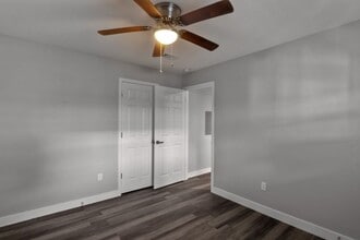 2010 E Alcy Rd in Memphis, TN - Building Photo - Building Photo