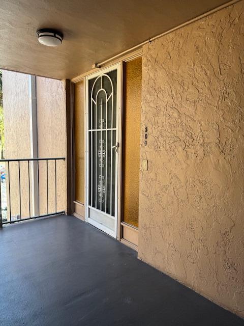 3100 N Pine Island Rd, Unit 301 in Sunrise, FL - Building Photo - Building Photo