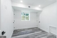 4111 Parrish St photo'