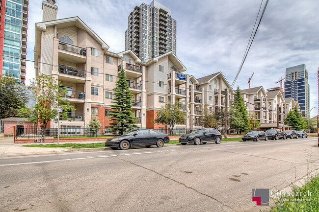 property at 103-114 14 Ave SW