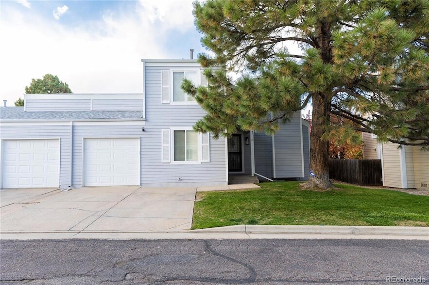 15924 E Rice Pl, Unit 05-05-205 in Aurora, CO - Building Photo