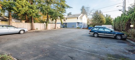 Gateway Townhomes in Seattle, WA - Foto de edificio - Building Photo