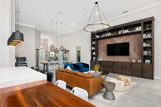Preserve at Cantera in Warrenville, IL - Foto de edificio - Building Photo