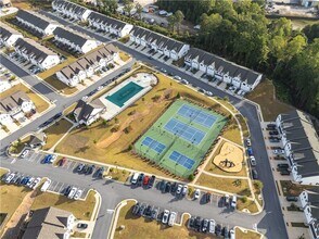 124 Auburn Wds Dr in Auburn, GA - Building Photo - Building Photo