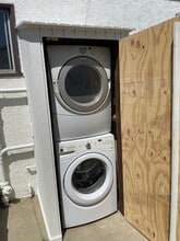 1518 S Carmelina Ave, Unit 1-2 in Los Angeles, CA - Building Photo - Building Photo