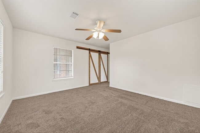 property at 1411 Mimosa Ln