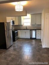 21 Thomas Ave in Bourne, MA - Building Photo - Building Photo