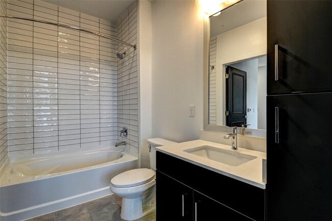 property at 6400 Washington Ave