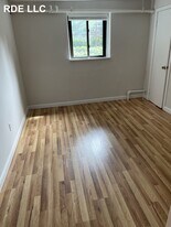 83 Pleasant St, Unit #B in Brookline, MA - Building Photo