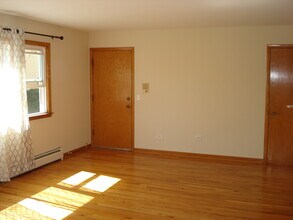 3804 North Harlem Avenue, Unit #2 in Chicago, IL - Building Photo - Building Photo