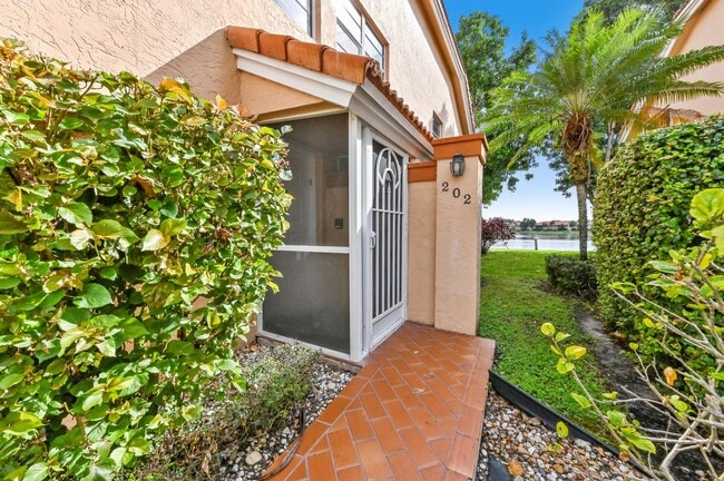 property at 9553 Shadybrook Dr