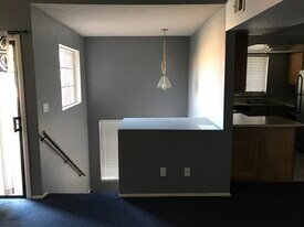 1905 E University Dr, Unit H244 in Tempe, AZ - Building Photo