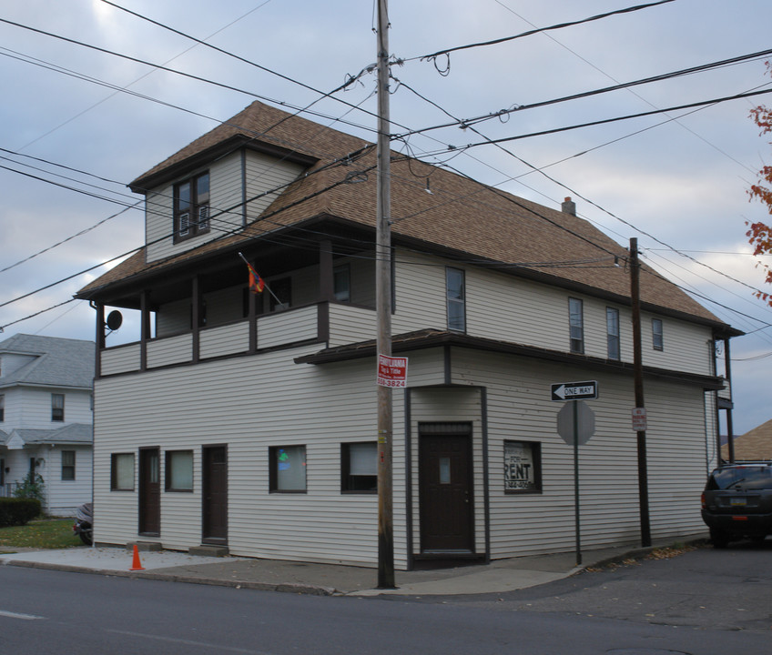 3300 Birney Ave in Moosic, PA - Foto de edificio