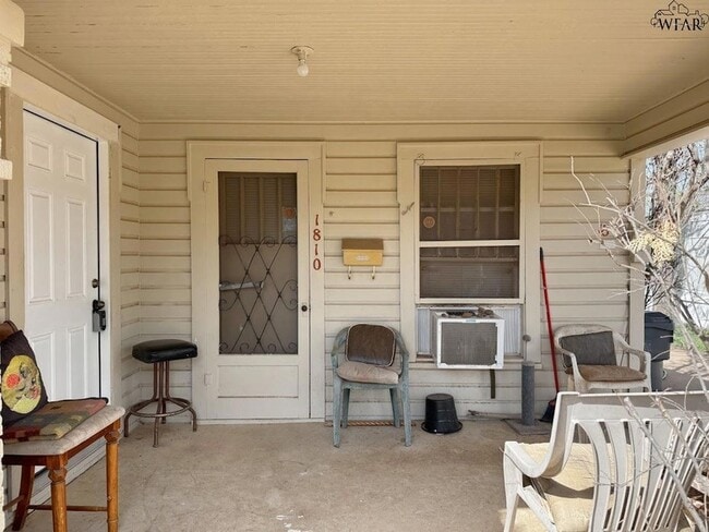 1810 7th St in Wichita Falls, TX - Foto de edificio - Building Photo