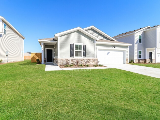 140 Firefly Cir in Savannah, GA - Building Photo - Building Photo