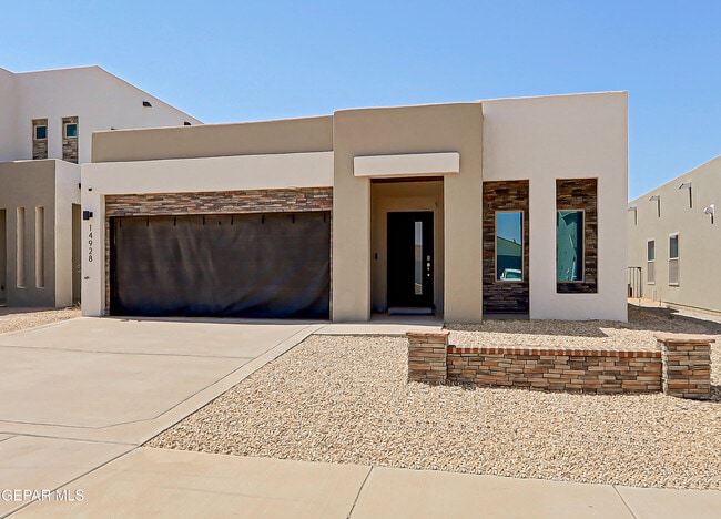 14928 Jack White Ave in El Paso, TX - Foto de edificio - Building Photo