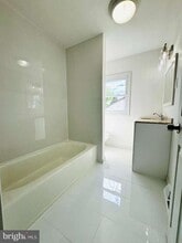 7420 Wyndam Rd in Pennsauken, NJ - Building Photo - Building Photo