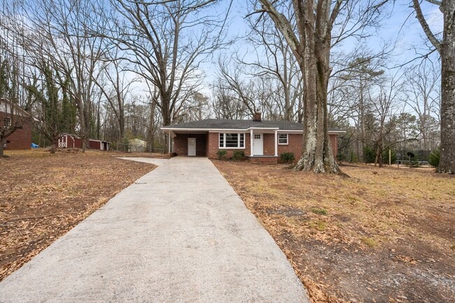 property at 308 Buchanan Cir
