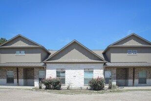 4032 Golden Eagle Dr in Bryan, TX - Building Photo