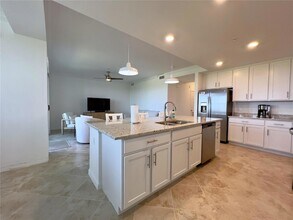 14051 Heritage Landing Blvd, Unit 537 in Punta Gorda, FL - Building Photo - Building Photo