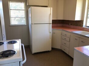 1330 NE Hillside Dr, Unit A in Pullman, WA - Building Photo - Building Photo